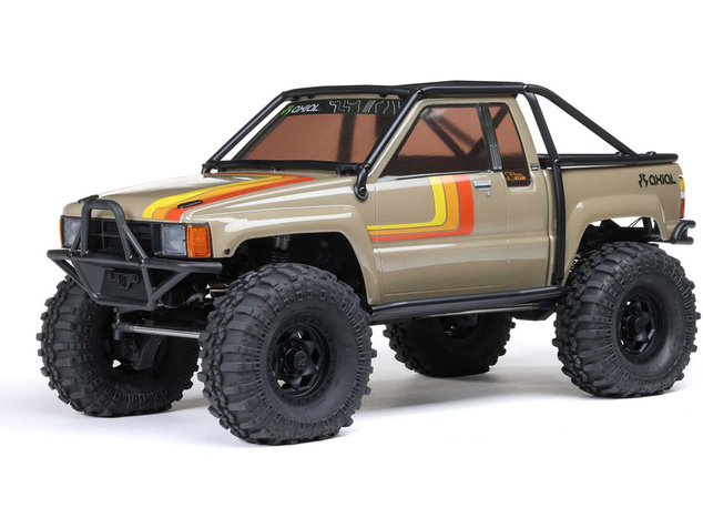 Axial SCX10 III Toyota SR5 1987 4WD RTR peščeni
