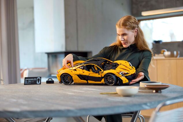 LEGO® Technic 42172 McLaren P1™