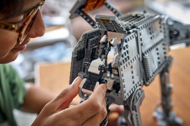 LEGO® Star Wars™ 75454 AT-AT™ Imperiálneho pozostatku s INT-4