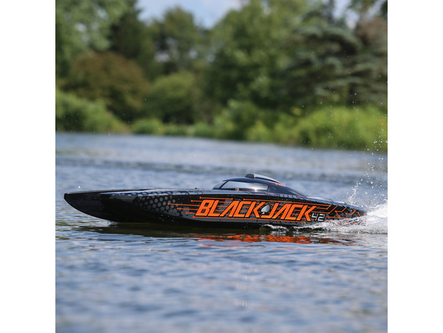 Proboat Blackjack 42" 8S RTR čierny