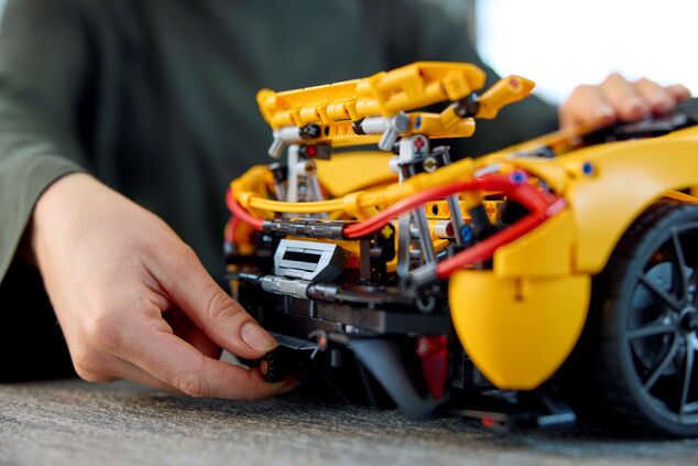 LEGO® Technic 42172 McLaren P1™