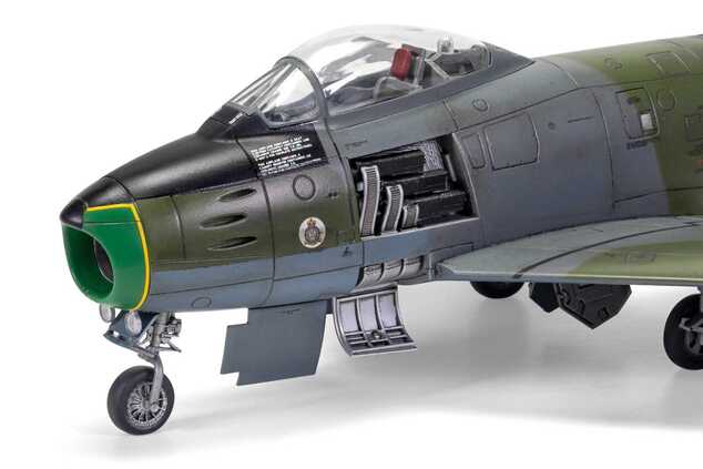Classic Kit Flugzeug A08109 - Canadair Sabre F.4 (1:48)