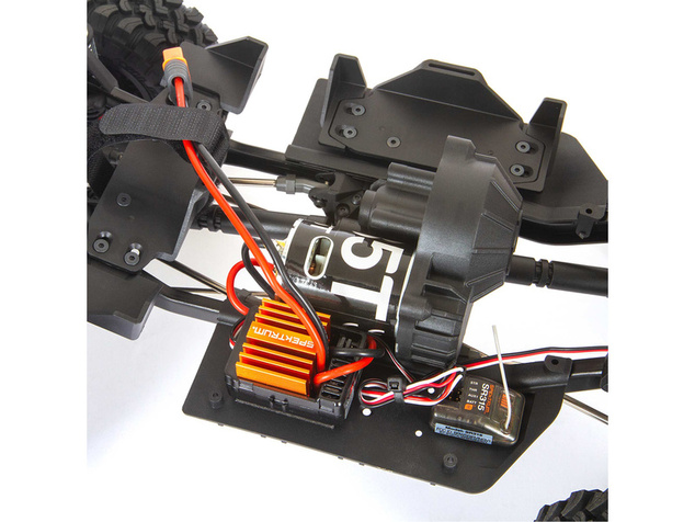Axial SCX10 III Base Camp 4WD 1:10 RTR sivý