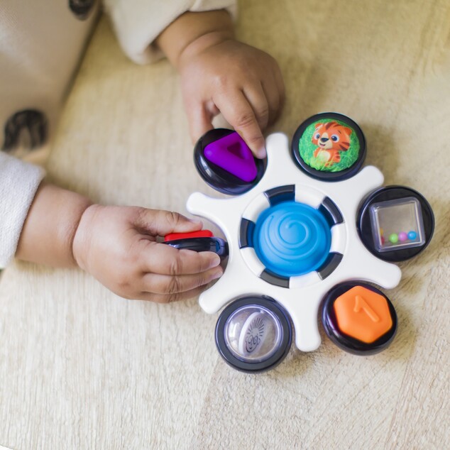 BABY EINSTEIN Érzőjáték Curiosity Clutch ™ 3m +