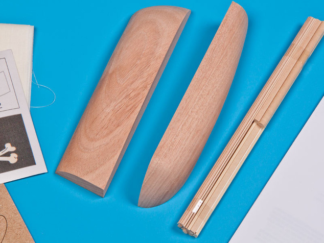 AMATI Pirátska loď 1:135 First step kit