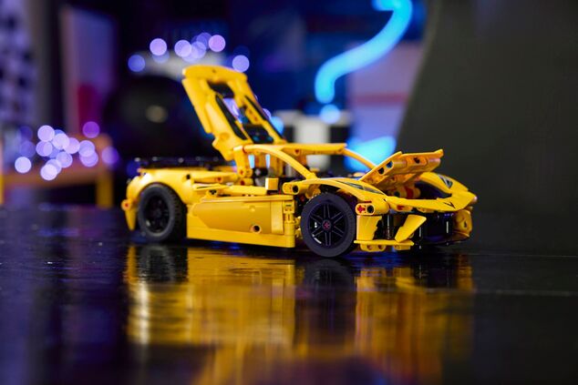 LEGO® Technic 42205 Chevrolet Corvette Stingray