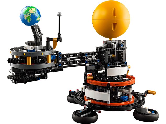 LEGO® Technic 42179 Planeta Pământ și Luna pe orbită