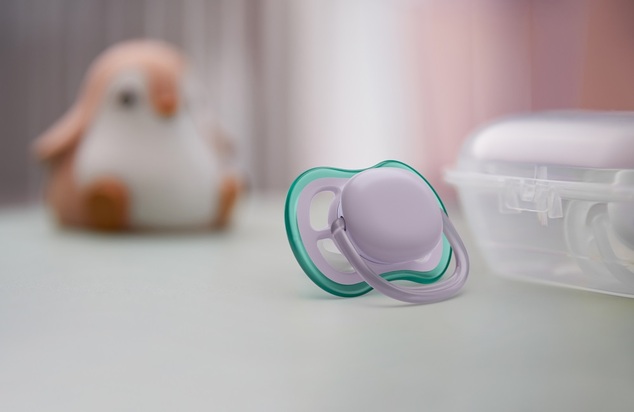 Philips AVENT Ciuccio Ultra air neutro 0-6m bambina viola 2 pz