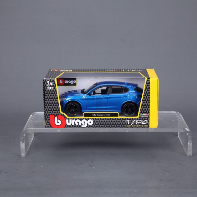 Bburago 1:24 Plus Alfa Romeo Stelvio Blau