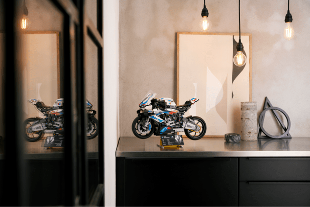 LEGO® Technic 42130 BMW M 1000 RR