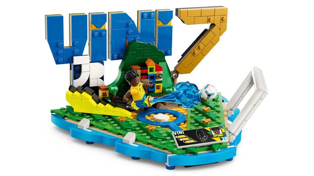 LEGO® Editions 43027 Vini Jr. – Hviezdne momenty futbalu