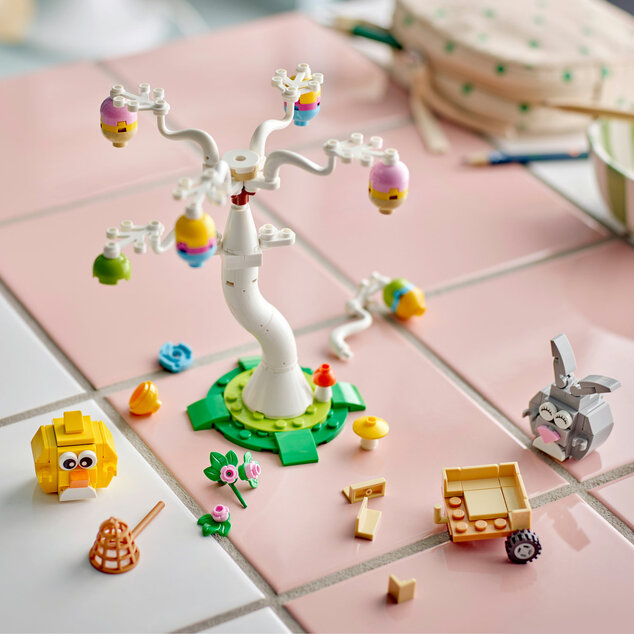 LEGO® 40808 Veľkonočný zajačik a zbieranie vajíčok