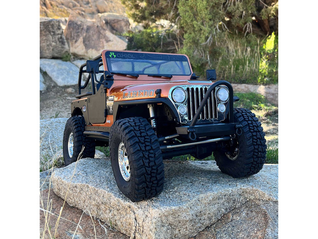 Axial SCX10 III Jeep CJ-7 1:10 4WD RTR červená