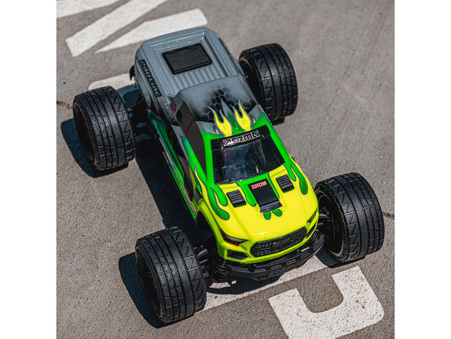 Pro-Line koleso s pneu 1:18 Menace Street H12mm, disk čierny (4): Granite GROM