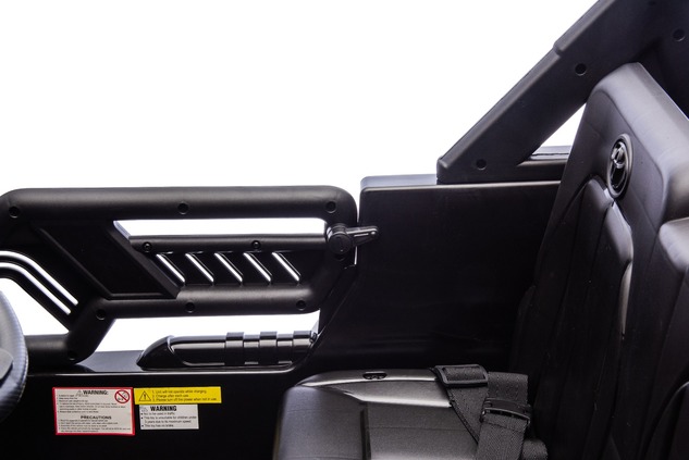 Elektrické autíčko Toyota FJ Cruiser XXL s pohonom 4x4, licencované (Dvojmiestne), Pieskov