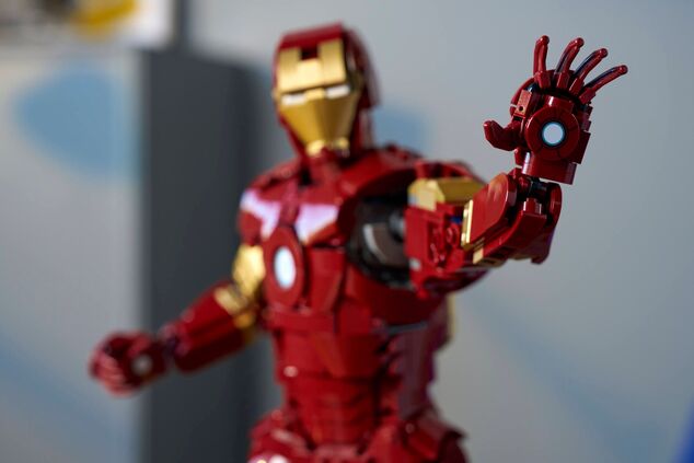 LEGO® Marvel 76344 Iron Man Mark 3: zberateľská edícia