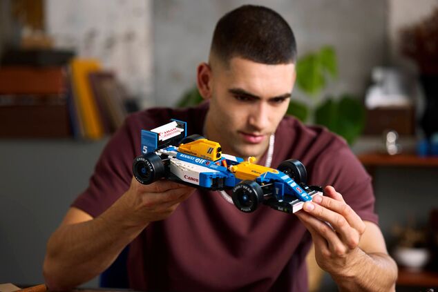 LEGO® Icons 10353 Williams Racing FW14B a Nigel Mansell