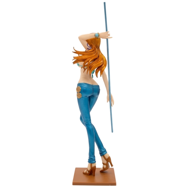 Bandai - One Piece Glitter&amp;amp;Glamours-Nami-Special Color Ver.(Ver.A)
