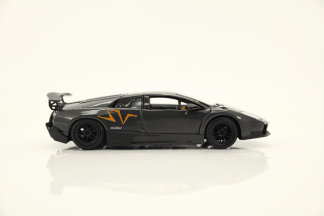 Bburago 1:24 Lamborghini MURCIELAGO LP 670-4 SV Metallic Grau