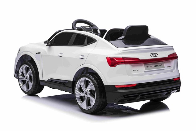 Elektrické autíčko Audi E-tron Sportback 12V, biele, široké jednomiestne sedadlo