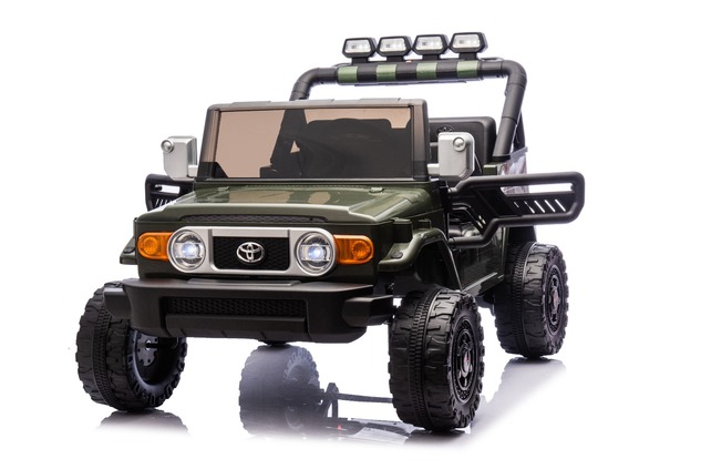 Elektrické autíčko Toyota FJ Cruiser XXL s pohonom 4x4, licencované (Dvojmiestne), zelené,