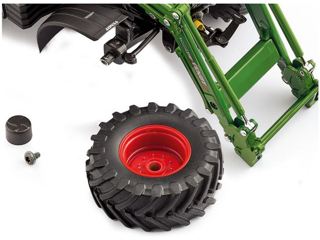 Wiking Fendt 724 Vario mit Frontlader Cargo 6.100