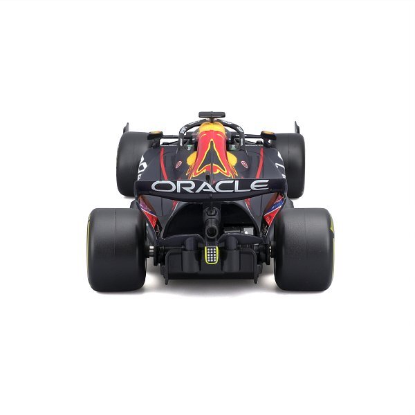 Maisto RC - Oracle Red Bull Racing RB19, 1 Max Verstappen Champion version, 1:24, 2,4 GHz