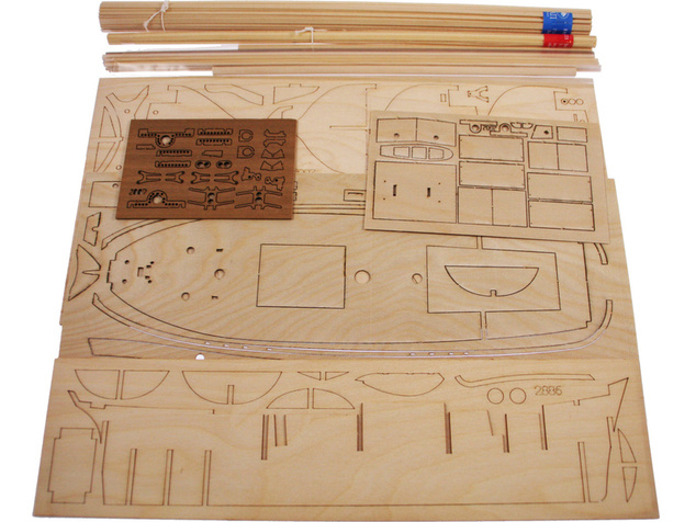 AMATI HMS Hunter škuner 1:60 kit