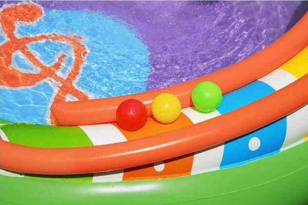 Bestway Centro de juegos 53117 Bestway 2.95m x 1.90m x 1.37m Sing 'n Splash