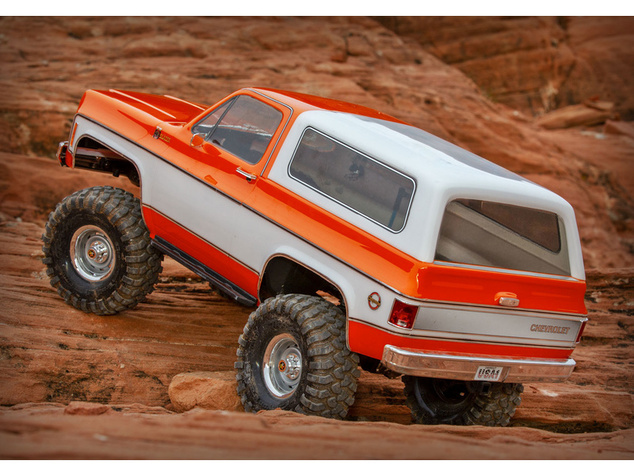 Traxxas TRX-4 Chevrolet K5 Blazer 1979 1:10 RTR čierna