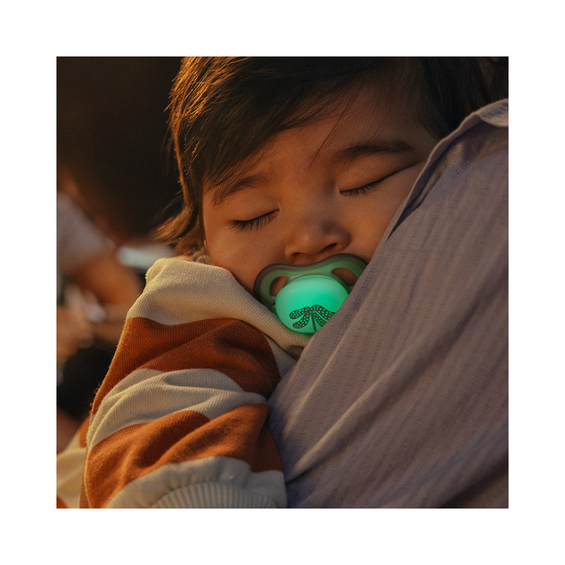 Philips AVENT Schnuller Ultra Air Tag und Nacht 6-18m Mix 2Stk