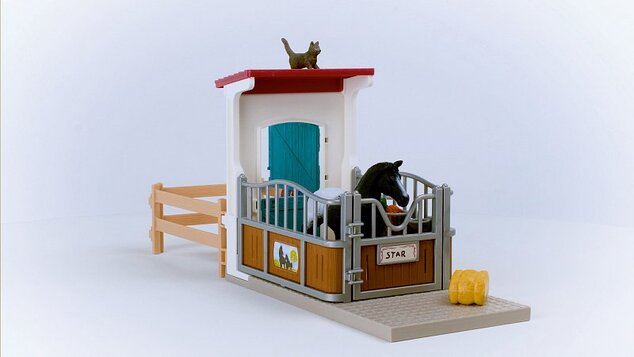 Schleich Box pre kone s kobylou a žriebäťom
