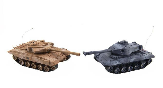 Tank RC 2ks 25cm tanková bitka + dobíjací pack 27MHZ a 40MHz so zvukom so svetlom
