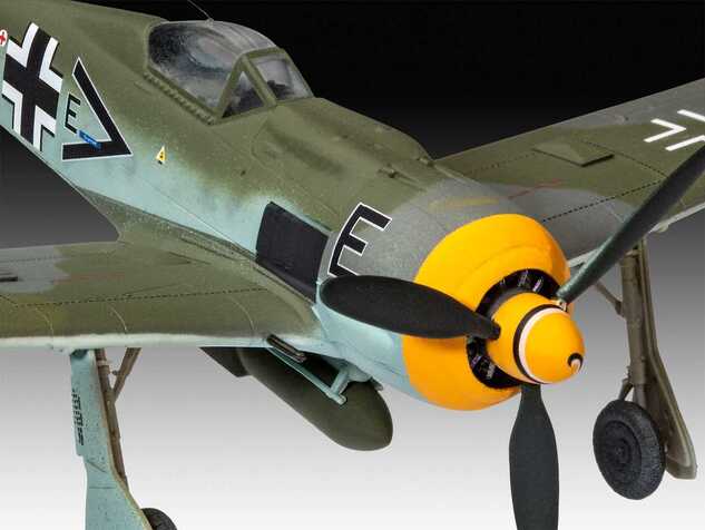 Plastic ModelKit letadlo 03898 - Focke Wulf Fw190 F-8 (1:72)