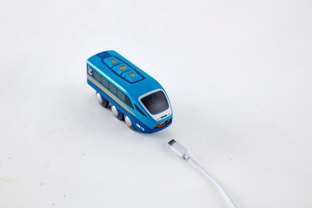 Lokomotiva Hape za daljinsko upravljanje