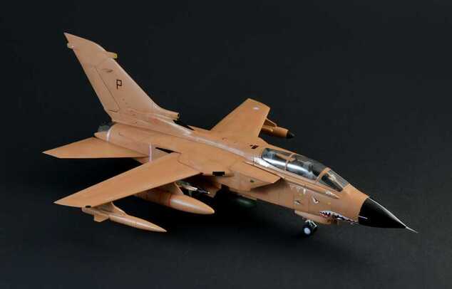 Model Kit War Thunder letadlo 35107 - Tornado GR.1/IDS (1:48)