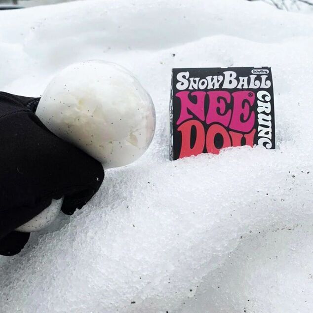 Schylling Boule croustillante de neige