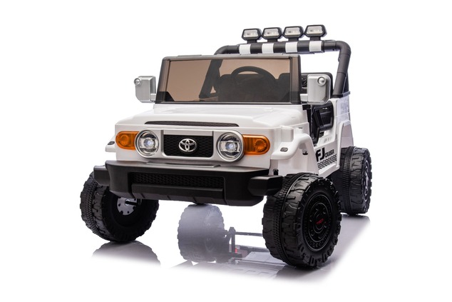 Elektrické autíčko Toyota FJ Cruiser XXL s pohonom 4x4, licencované (Dvojmiestne), biele,