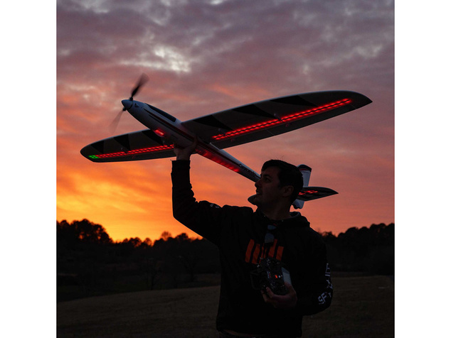 E-flite Conscendo 2.0m BNF Basic AS3X+ SAFE Select