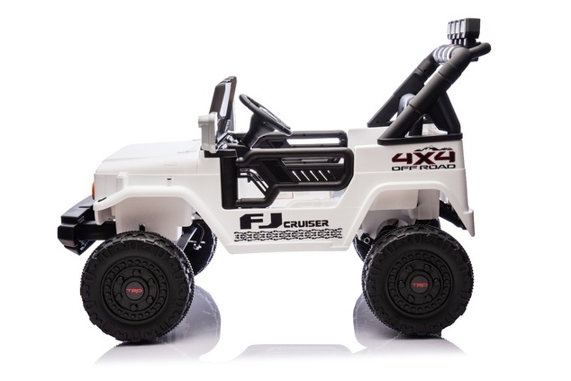 Elektrické autíčko Toyota FJ Cruiser XXL s pohonom 4x4, licencované (Dvojmiestne), biele,