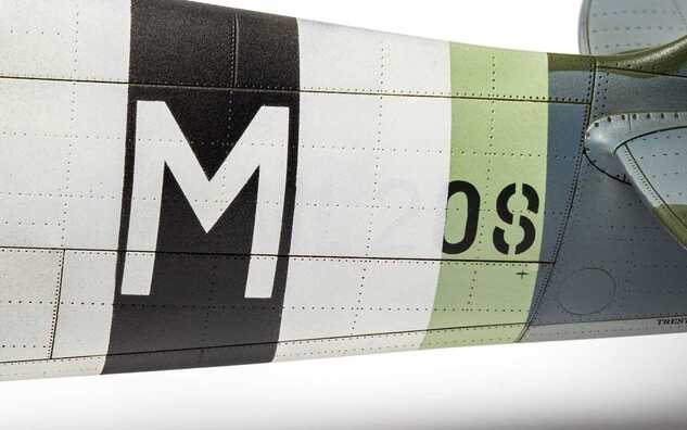 Classic Kit letadlo A17001A - Supermarine Spitfire Mk.IXc - Flying Dray (1:24)