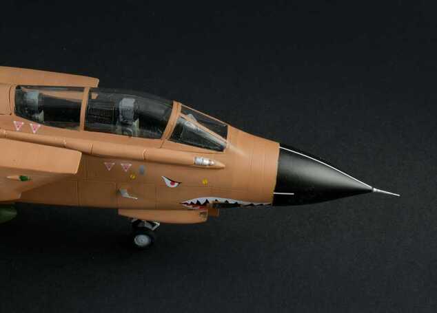 Model Kit War Thunder letadlo 35107 - Tornado GR.1/IDS (1:48)
