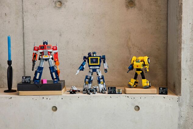 LEGO® Icons 10358 Transformers: Soundwave