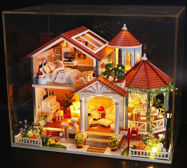 Miniatura domečku Dům barevné glazury
