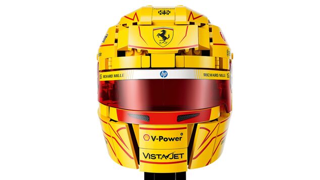 LEGO® Editions 43022 Prilba Lewis Hamilton zo Scuderia Ferrari HP