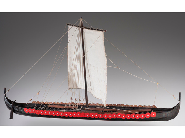 Dušek Vikingská predĺžená loď 1:72 kit