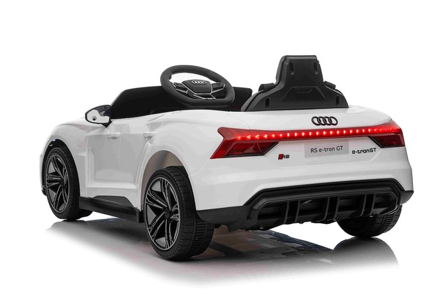 Elektrické autíčko Audi RS E-tron GT 12V, biele, široké jednomiestne sedadlo, 2,4 GHz diaľ