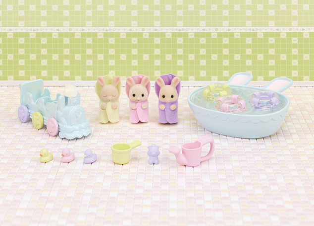 Sylvanian Families Kúpeľ trojčiat králikov