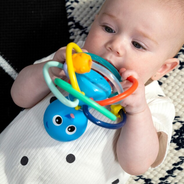 BABY EINSTEIN Opus's Shake &amp; Soothe™ Beißring/Rassel ab 0 Monaten
