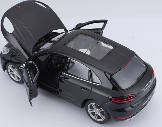 Bburago 1:24 Plus Porsche Macan Schwarz